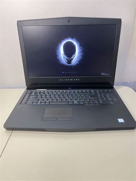 Alienware M17 R4 I7 7820H に対する画像結果