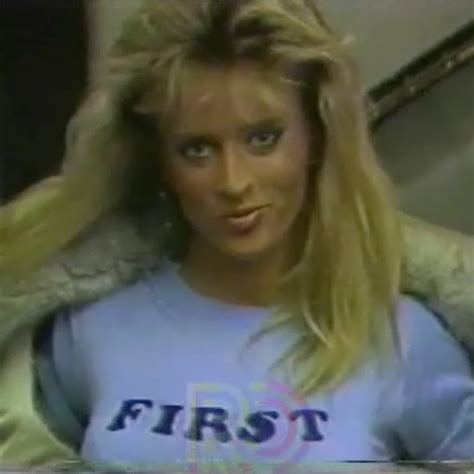 Toradh íomhá ar First Class Sass