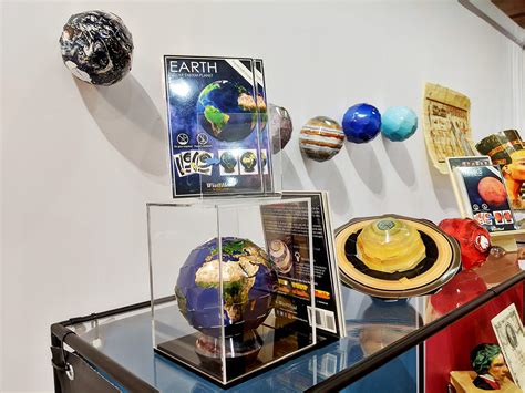 Solar System Papercraft に対する画像結果
