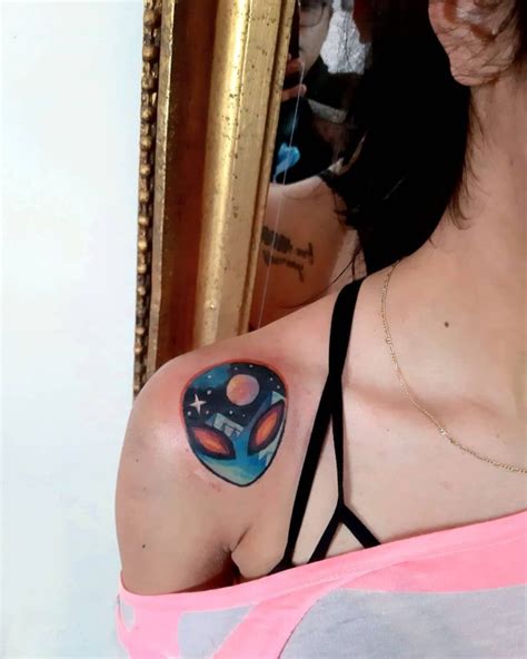 Tatoos Alien Movie に対する画像結果