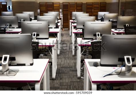 Computer Lab Bedroom に対する画像結果