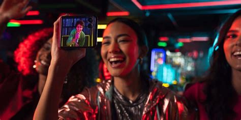 Image result for T Mobil Phone with the Biggest Screen