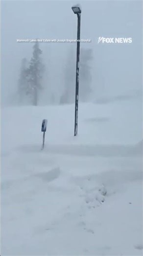 WINTER WONDERLAND: Massive winter storm hammers Sierra Nevada mountains #shorts #winter #snow #news