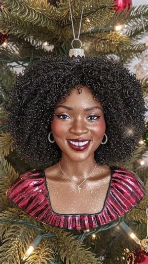 Make yourself the best ornament on the tree 🎄