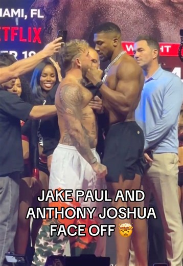 FIGHT OF THE MF YEAR 🤩 @Jake Paul @Anthony Joshua #jakepaul #anthonyjoshua #boxing #weighin