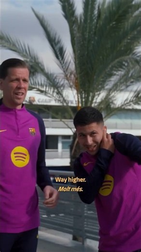 Tek & Roony + balloon: guaranteed chaos 💥 #shorts #fcbarcelona #shortsfeed