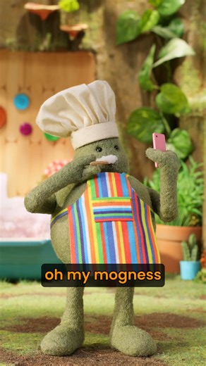 The Tiny Chef Show has a million errands to run, but that doesn’t stop him from browsing his dream rides with Amazon Autos The real question: is Cheffy a minivan guy, a pickup guy, or a convertible guy? What do you think? #amazonautos #amazonpartner | Amazon.com