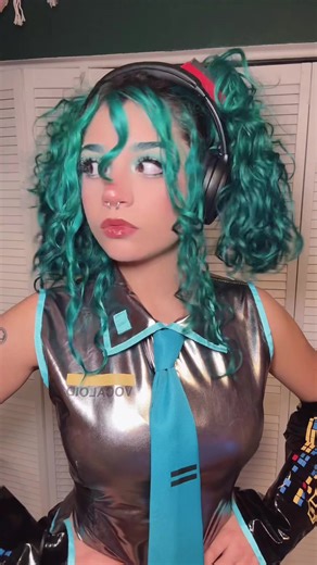 Exploring Hatsune Miku Cosplay