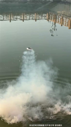 Admire the explosion of Rocket fireworks Magnificent Rocket fireworks, Unforgettable emotions