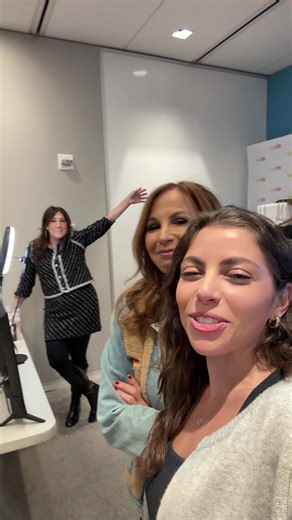 Shop Exciting Deals Live on eBay with Jill Zarin