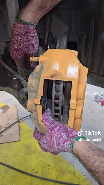 Lexus Brake Pad Replacement: Step-by-Step Guide