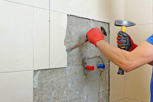 How to Remove Ceramic Tiles From Drywall