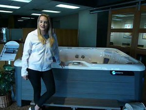 Hot Tub Walkaround - 2020 HotSpring Grandee