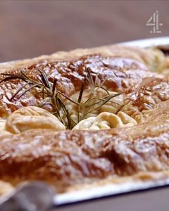 142K views · 1.8K reactions | Chicken pie in 30 minutes?? Challenge accepted... | Jamie Oliver | Facebook