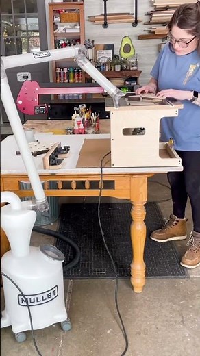 Dust Collection For The Router Table #woodworking #dustcollection #wood