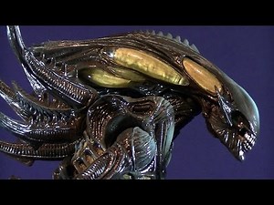 FROM THE CLEARANCE AISLE: ALIENS COLONIAL MARINES SPITTER ALIEN NO. 2 REVIEW