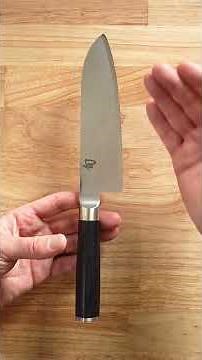 Shun Classic Santoku Knife | Japanese Precision in a Compact Blade