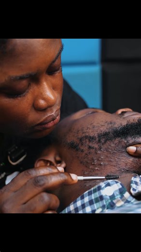 Indulge in Relaxing ASMR Bubblegum Cracking Sounds