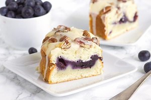 Fresh Blueberry Coffee Cake