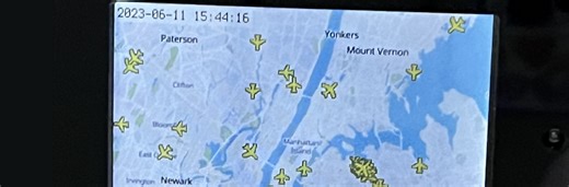 Track flights in real-time on a PyPortal #CircuitPython #PyPortal