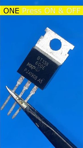 TRIAC 12A 600V as a Switch Trick #Shorts #BT138 #ElectroCrafting