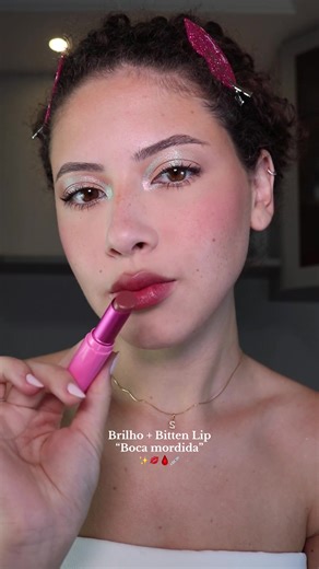 Viciada nesse lip combo meio nina Park 💋✨✨✨ - Lápis Aurora @Luisance Oficial - Paleta Cosmos @Anastasia Beverly Hills - Lápis Java @Kaleidos Makeup - Batom Paramount @M·A·C Cosmetics - Kissing Juicy Tint “Sour watermelon” e “cream soda” @Too Faced #tiktokbeleza #maquiagemtiktok #lipcombo