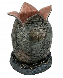 Aliens – Life Size Xenomorph Egg Replica with LED Lights