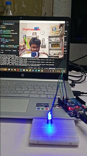 LED Brightness Control using Arduino Uno and Python OpenCV Hand Tracking