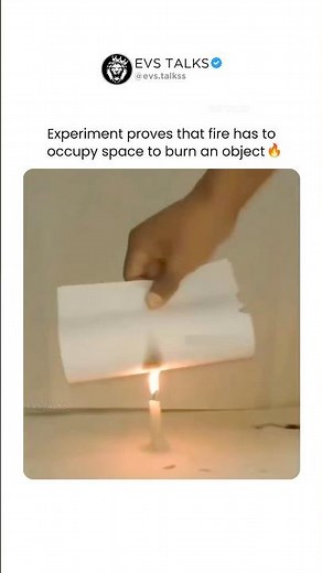 This Experiment Proves Fire Needs Space to Burn! 🔥😱 | Mind-Blowing Science