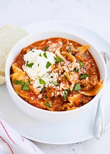 Easy Lasagna Soup Recipe - I Heart Naptime