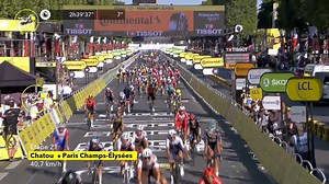 With a mountain stage and a TT already to his name 🇧🇪 Wout van Aert won on the Champs to deny 🇮🇲 Mark Cavendish his 35th win. Here is the final KM ⬇️ Une nouvelle victoire de prestige pour 🇧🇪 Wout van Aert ! Le Belge s'offre les Champs-Elysées. #TDF2021 | Le Tour de France