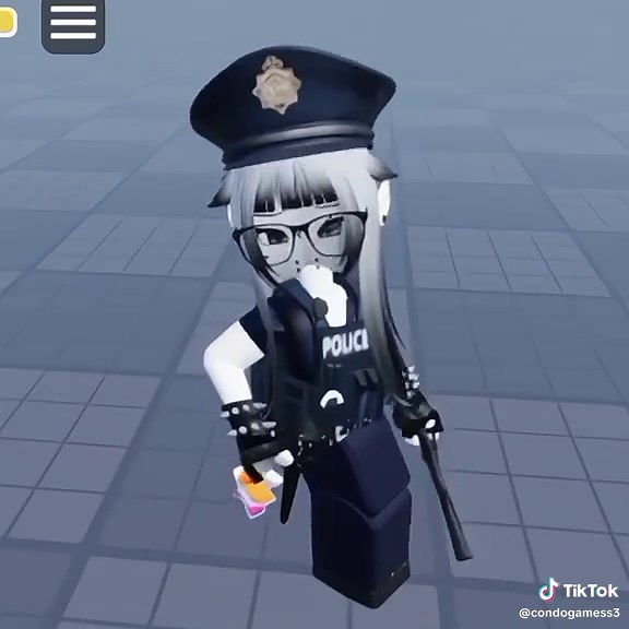 Exploring the New Map in Roblox Condo