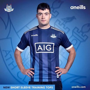 Just launched 🚀 ⁣ ⁣ The new Dublin GAA training tops! 🏐 ⚾ ⁣⁣ ⁣⁣ Available online and in-store now! 🌍 🏬 ⁣⁣ ⁣⁣ Shop now 👉 https://bit.ly/34wGZhx | O'Neills Sportswear