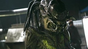 Aliens vs Predator Requiem, AvP R- Pred-Alien- Sculpting Hybrid Predator With Alien-0