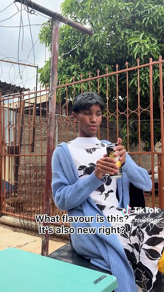 @chargedafrica now has two new flavours: Pineapple Kick 🍍, Ginger Rush 🫚⭐️. And nna ke bone fela gore TWAS won't end well 😂 because Tash Nika still wants her R12 ya #ChargedAfrica #WhenPowerTastesGood #GetMoreDone |AD