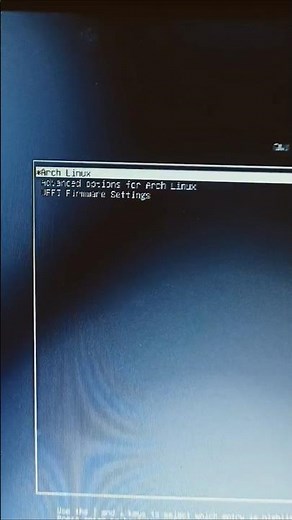 A Beginner's Guide to Installing Arch Linux on UEFI Machines
