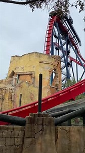 124K views · 872 reactions | Wait for it…  The Watersplash on SheiKra at Busch Gardens! | Theme Park Worldwide | Facebook