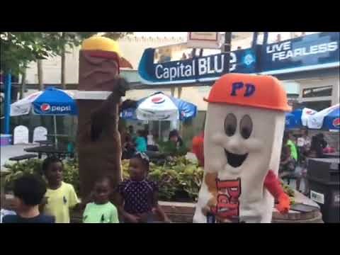 Hershey Park Mascot Dance Party (Part 1)