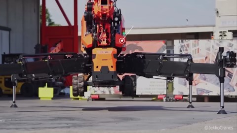 Heavy Equipment Machines Built for Extraordinary Tasks