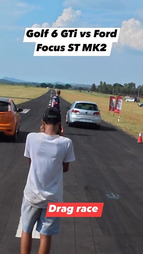Vw Golf 6 Gti vs Ford Focus ST MK2 drag race | Glen On Cars