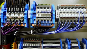 Beginner's Guide to PLC Programming Languages - Learn Robotics