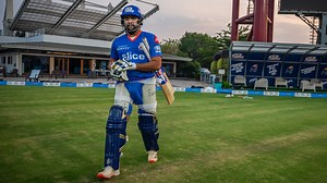 662K views · 10K reactions | "Post Rohit batting video admin."  Here you go, Paltan!  #OneFamily #MumbaiIndians Rohit Sharma | Mumbai Indians | Facebook
