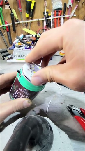 Этот свет проходит сквозь пальцы 😲 DIY эффект #светильник #diy