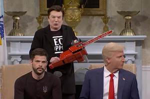 Mike Myers Makes 'Saturday Night Live' Return as Elon Musk