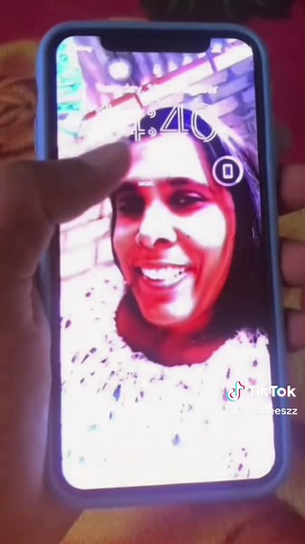 Creative Ways to Customize Your Phone Wallpaper