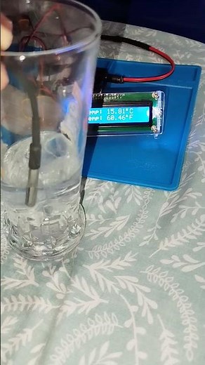 ds18b20 waterproof temperature sensor #oled #arduino #reels #arduinoproject #shorts