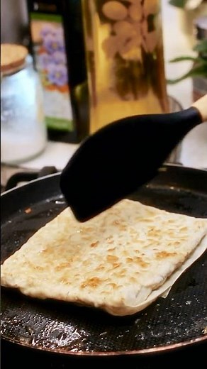 Quick and Tasty: Phyllo Pastry with Meat That Melts in Your Mouth