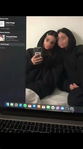 Gemini AI Couple Selfie Tutorial on MacBook
