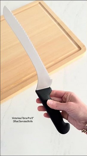 Effortless Slicing with the Victorinox Fibrox Pro 9” Offset Serrated Knife - KnifeMerchant.com
