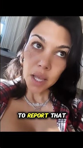 Kourtney Reports a Hair in Kendall & Kylie's Dish #thekardashians #shorts #kuwtk #kimkardashian